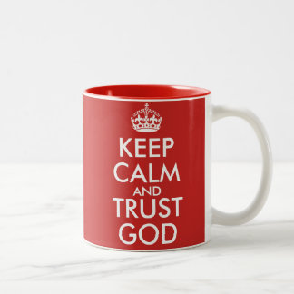CANECA DE CAFÉ EM DOIS TONS KEEP CALM AND TRUST GOD