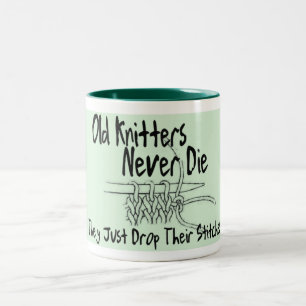 Caneca De Café Em Dois Tons Knitters velhos