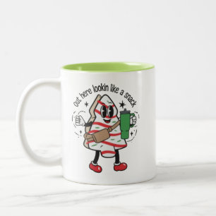 Caneca De Café Em Dois Tons Lá Fora, Parece Um Bolo De Árvore De Natal.