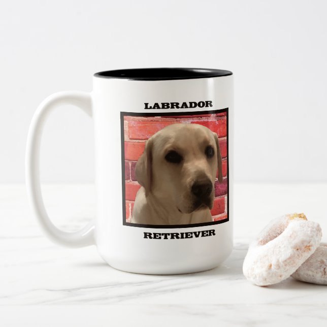 Caneca De Café Em Dois Tons Labrador de Labrador Amarelo bonito (Com Donut)