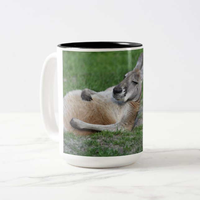 Caneca De Café Em Dois Tons Laid-back Kangaroo (Frente Esquerda)