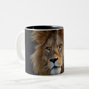 Caneca De Café Em Dois Tons Leão de Predador Selvagem com Mane