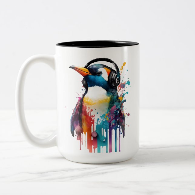 Caneca De Café Em Dois Tons Legal Pinguim Coffee Mug, Vestindo Fones de ouvido (Esquerda)