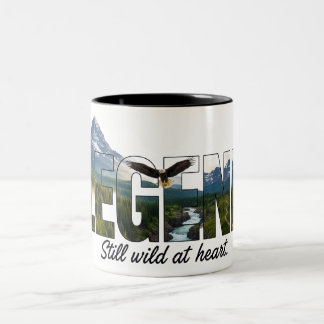Caneca De Café Em Dois Tons Legenda Ainda Selvagem no Gráfico Outdoor