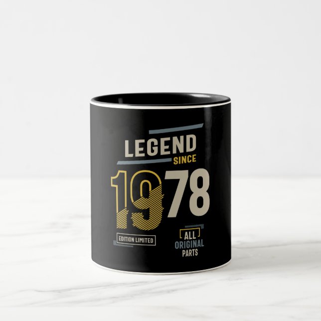 Caneca De Café Em Dois Tons Legenda desde 1978 45 anos (Centro)