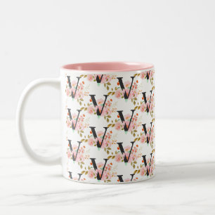 Caneca De Café Em Dois Tons Letra V