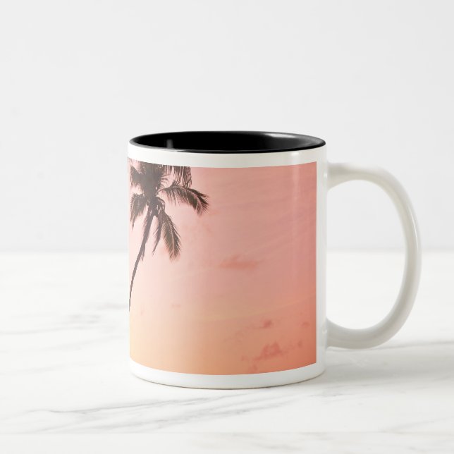 Caneca De Café Em Dois Tons Lewolin Village, Illi Api Island, Selat Boleng (Direita)