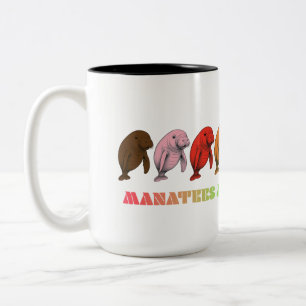 Caneca De Café Em Dois Tons LGBTQIA+ Manatees só quer um abraço