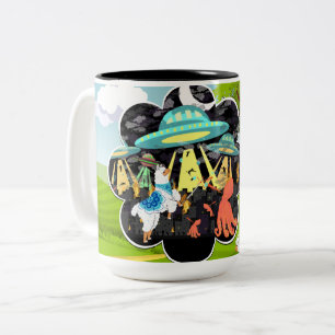 Caneca De Café Em Dois Tons Lhama vs Lula do Mal Épica Batalha Espacial