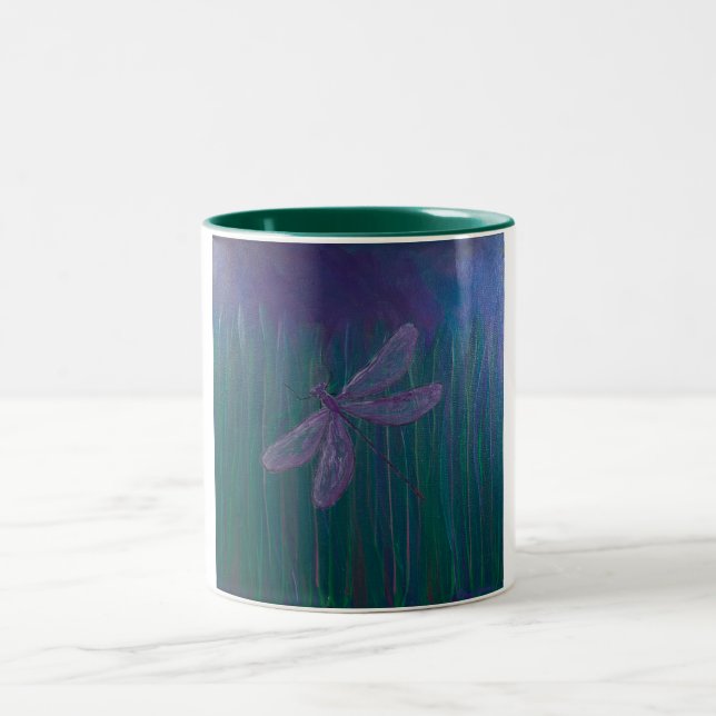 Caneca De Café Em Dois Tons Libélula violeta do Shimmer (Centro)