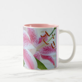 Caneca De Café Em Dois Tons Lillies bonito
