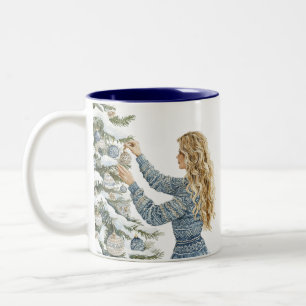 Caneca De Café Em Dois Tons Loira Feminina Decorando Árvore de Natal