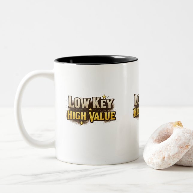 Caneca De Café Em Dois Tons Low Key High Value (Com Donut)