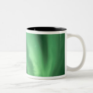Caneca De Café Em Dois Tons luzes do norte, aurora boreal, sobre as colinas