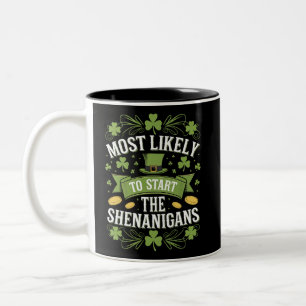Caneca De Café Em Dois Tons Mais Propenso a Iniciar a Travessura St Patricks