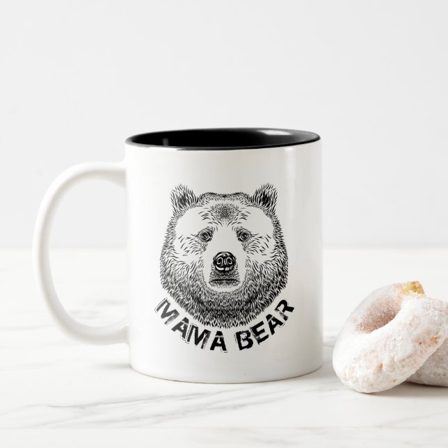 Caneca De Café Em Dois Tons Mama Urso, Ilustração Desenhada À Mão (Com Donut)