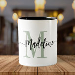 Caneca De Café Em Dois Tons Manchas Modernas de Script do Nome do Monograma Pe<br><div class="desc">Uma lenda de café moderna e elegante, com seu nome e monograma personalizados, em um design de caligrafia com letras de tendências em verde e preto empoeirado minimalista, esta design movida por tipografia faz um presente de excelente para colegas de trabalho, professores, treinadores, namoradas, namorados, esposas, filhas ou qualquer outro...</div>