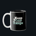 Caneca De Café Em Dois Tons Mantenha Calmo Vamos Tango Funny Ballroom Dance<br><div class="desc">Fique calma e Vamos Tango. Design de dança de salão engraçada para aqueles que adoram dançar ao som da música com seu parceiro. Legal e simples mercadoria para dançarina de Tango profissional. Perfeito para celebrar o baile no Dia Nacional da Dança. presente de Natal e excelente para família e amigos....</div>
