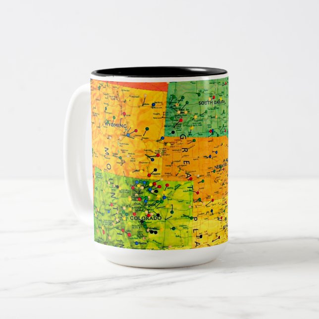 Caneca De Café Em Dois Tons Mapa dos Estados Unidos com Alfinetes (Frente Esquerda)