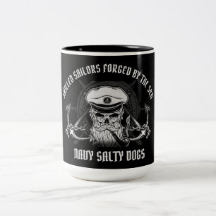 CANECA DE CAFÉ EM DOIS TONS MARINHO DE NAVEGADORES HABILITADOS / CÃES SALGADO