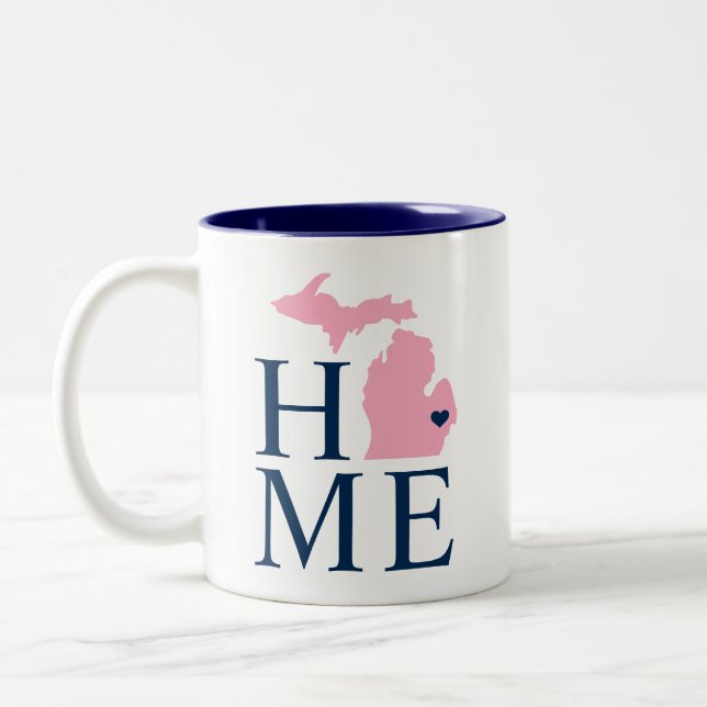Caneca De Café Em Dois Tons Marinho inicial do Michigan, Blue and Pink Custom  (Esquerda)