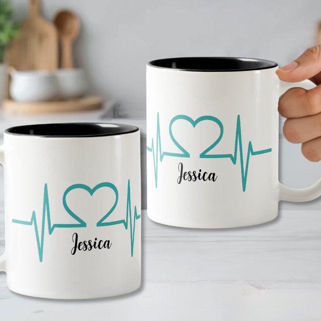 Caneca De Café Em Dois Tons Médico de Enfermeira Cardíaca Simples Moderna (Modern Simple Heart Beat Nurse Doctor Medical Two-Tone Coffee Mug)