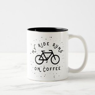 Caneca De Café Em Dois Tons Meus funcionamentos do passeio no café - ciclista