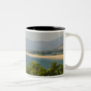 Caneca De Café Em Dois Tons México, Jalisco, Barra de Navidad. Praia da Cidade