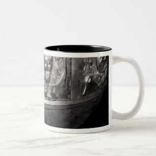 Caneca De Café Em Dois Tons Molde do caldeirão de Gundestrup
