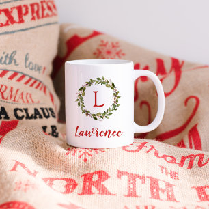 Caneca De Café Em Dois Tons Monograma da família Wreath Holiday Greenery