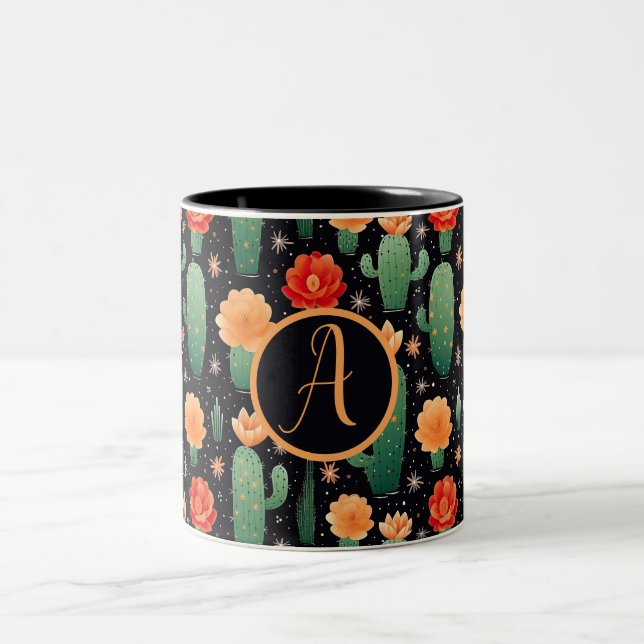 Caneca De Café Em Dois Tons Monograma de Script Trendy Floral Cactus Garden (Centro)