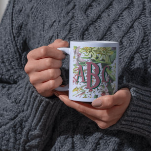 Caneca De Café Em Dois Tons Monograma Flores de Vintagem Botânica Rosa e Verde