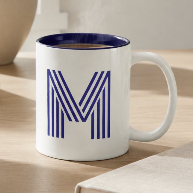 Caneca De Café Em Dois Tons Monograma Inicial Monogramada Azul Moderna Simples (Criador carregado)