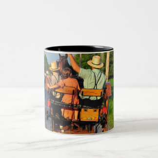 Caneca De Café Em Dois Tons Mug de café da Buggy Amish