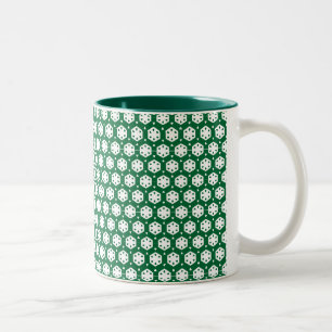 Caneca De Café Em Dois Tons Mug - Flores Brancas Estilizadas em Linhas