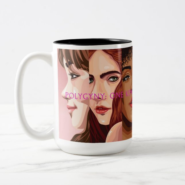 Caneca De Café Em Dois Tons Mug (Poligênio: Um Rei e Muitas Esposas Irmãs!) (Esquerda)
