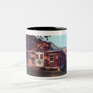 Caneca De Café Em Dois Tons Mug - Vintage Arts Center