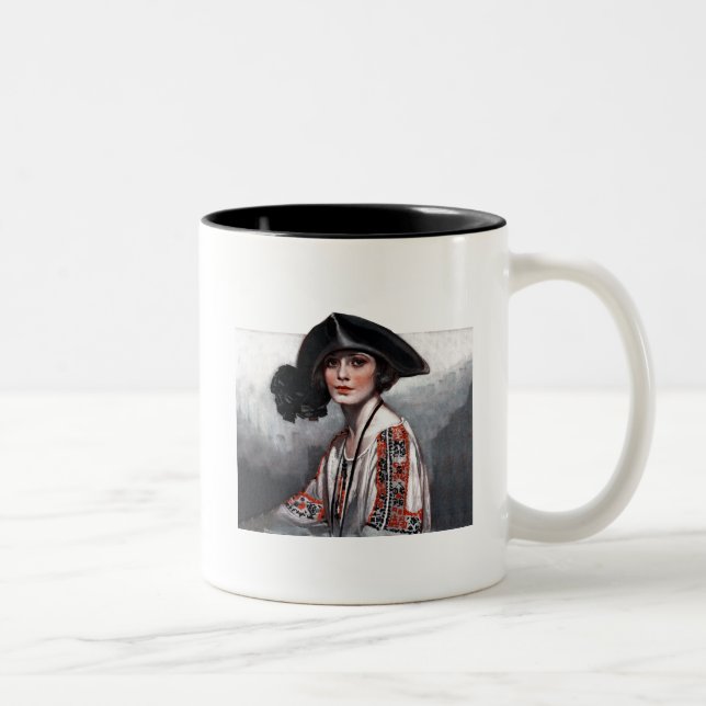 Caneca De Café Em Dois Tons Mulher na blusa bordada (Direita)