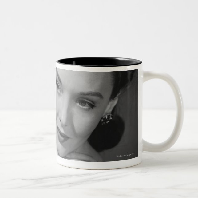Caneca De Café Em Dois Tons Mulher no vestido de noite (Direita)
