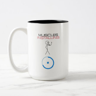 Caneca De Café Em Dois Tons Músculos Engraçados Instalando Café