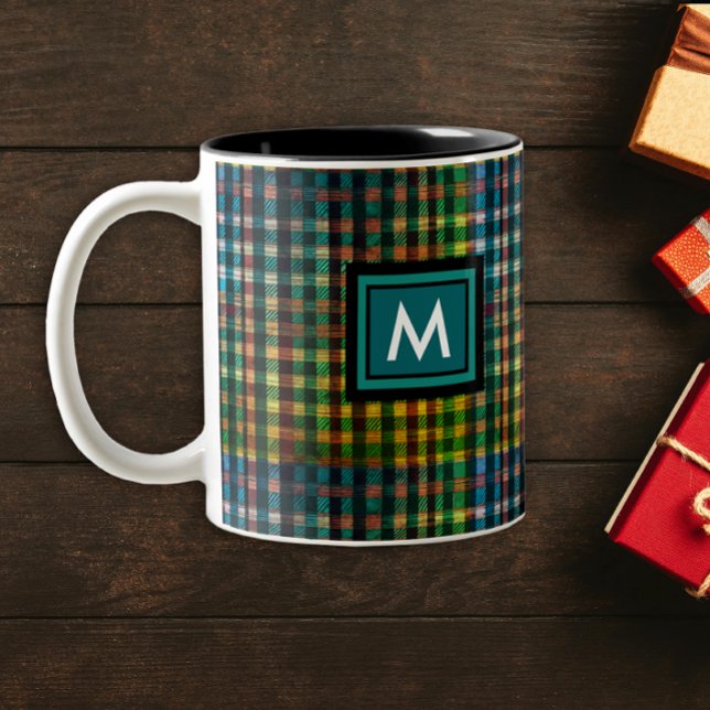 Caneca De Café Em Dois Tons Na moda Verde Tartan - Monograma do Padrão Escocês (Criador carregado)