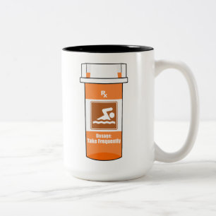 Caneca De Café Em Dois Tons Nadar É Minha Droga