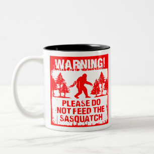 Caneca De Café Em Dois Tons Não Alimente O Sasquatch #USAPatriotGraphics ©