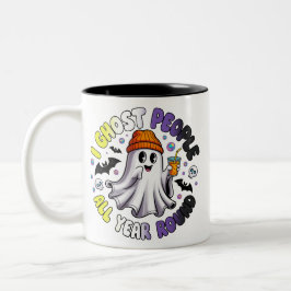 Caneca De Café Em Dois Tons Não Binário Funny Halloween – Eu Assusto as Pessoa