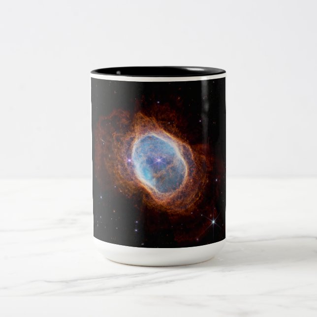 Caneca De Café Em Dois Tons Nebulosa do Anel do Sul Telescópio Espacial James  (Centro)