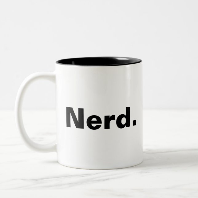 Caneca De Café Em Dois Tons Nerd uma palavra texto branco minimalismo design e (Esquerda)