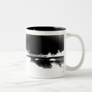 Caneca De Café Em Dois Tons Neve Derretendo - negativo