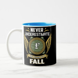 Caneca De Café Em Dois Tons Never Underestimate The Power Of A Fall
