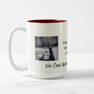 Caneca De Café Em Dois Tons Ninguém Nos Entende* Como Nós*