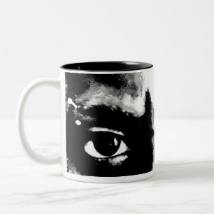 Caneca De Café Em Dois Tons Ninguém Nos Vai Salvar